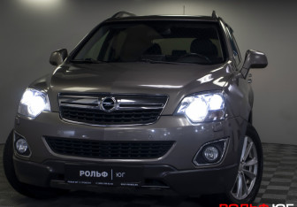 Подержанный автомобиль Opel Antara 2014 года (20 фото)