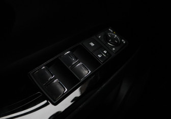 Подержанный автомобиль Lexus LX 2018 года (32 фото)