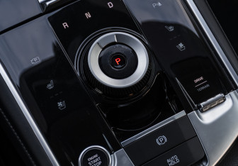 Подержанный автомобиль Kia Sportage 2025 года (17 фото)