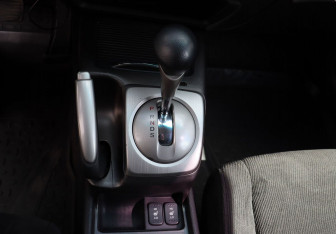 Подержанный автомобиль Honda Civic Sedan 2008 года (18 фото)