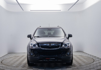 Подержанный автомобиль Opel Antara 2014 года (2 фото)