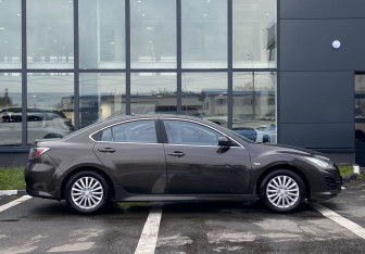 Подержанный автомобиль Mazda 6 Sedan 2010 года (4 фото)