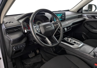 Подержанный автомобиль Haval Jolion 2023 года (15 фото)
