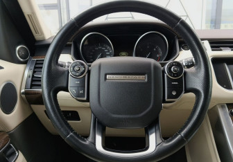 Подержанный автомобиль Land Rover Range Rover Sport 2015 года (13 фото)