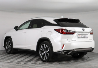 Подержанный автомобиль Lexus RX 2018 года (7 фото)