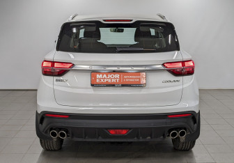 Подержанный автомобиль Geely Coolray 2022 года (6 фото)