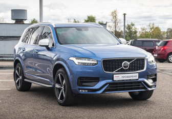 Подержанный автомобиль Volvo XC90 2019 года (3 фото)