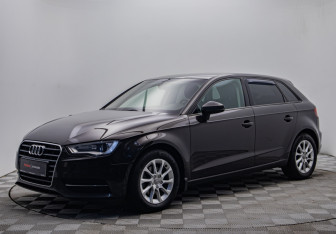 Подержанный автомобиль Audi A3 Hatchback 2016 года (1 фото)