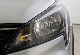 Подержанный автомобиль Kia Rio Hatchback 2021 года (9 фото)