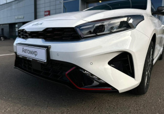 Новый Kia Cerato Sedan 2022 (2 фото)