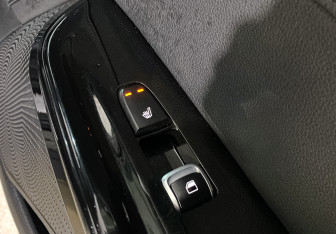 Подержанный автомобиль Kia K5 2020 года (29 фото)