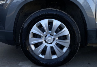 Подержанный автомобиль Skoda Karoq 2020 года (9 фото)