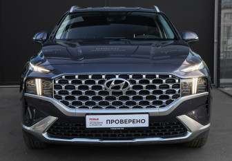 Подержанный автомобиль Hyundai Santa Fe 2022 года (2 фото)