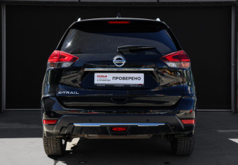 Подержанный автомобиль Nissan X-Trail 2019 года (5 фото)