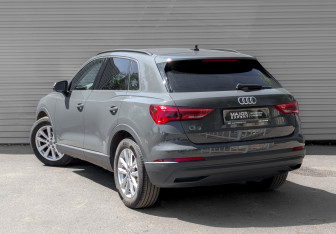 Подержанный автомобиль Audi Q3 2020 года (7 фото)