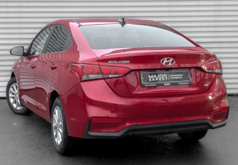 Подержанный автомобиль Hyundai Solaris Sedan 2017 года (7 фото)