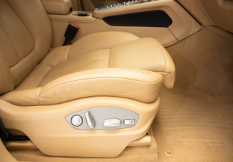 Подержанный автомобиль Porsche Macan 2014 года (28 фото)