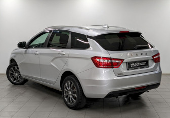 Подержанный автомобиль LADA (ВАЗ) Vesta Wagon 2019 года (7 фото)
