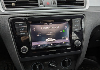 Подержанный автомобиль Skoda Rapid Liftback 2019 года (15 фото)