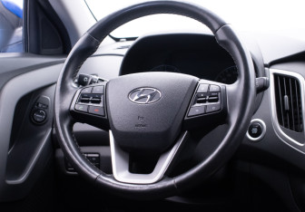 Подержанный автомобиль Hyundai Creta 2018 года (15 фото)
