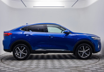 Подержанный автомобиль Haval F7x 2021 года (6 фото)