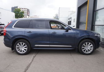 Подержанный автомобиль Volvo XC90 2019 года (4 фото)