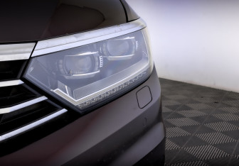 Подержанный автомобиль Volkswagen Passat Wagon 2018 года (17 фото)