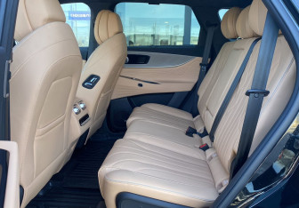 Подержанный автомобиль Jaecoo J8 2024 года (26 фото)