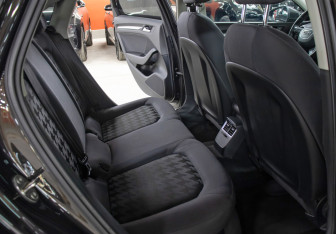 Подержанный автомобиль Audi A3 Sedan 2014 года (12 фото)