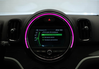 Подержанный автомобиль MINI Countryman 2017 года (19 фото)