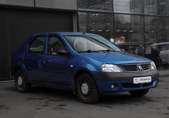Подержанный автомобиль Renault Logan Sedan 2006 года (3 фото)