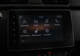 Подержанный автомобиль Renault Arkana 2019 года (17 фото)