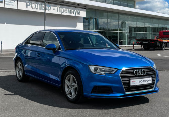 Подержанный автомобиль Audi A3 Sedan 2017 года (3 фото)