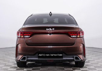 Подержанный автомобиль Kia Rio Sedan 2022 года (6 фото)