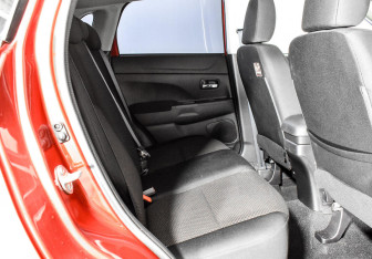 Подержанный автомобиль Mitsubishi ASX 2018 года (8 фото)