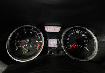 Подержанный автомобиль Renault Megane Sedan 2008 года (11 фото)