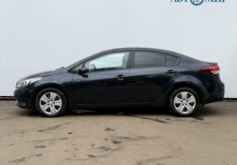 Подержанный автомобиль Kia Cerato Sedan 2016 года (8 фото)