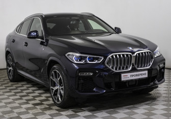Подержанный автомобиль BMW X6 2021 года (3 фото)