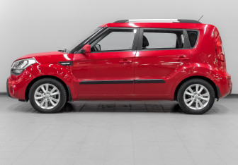 Подержанный автомобиль Kia Soul 2012 года (8 фото)