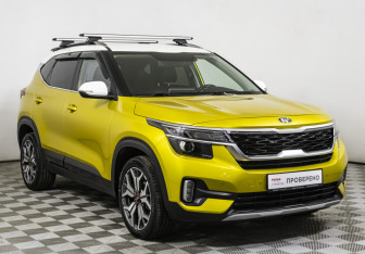 Подержанный автомобиль Kia Seltos 2021 года (3 фото)