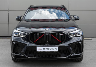 Подержанный автомобиль BMW X5 M 2021 года (2 фото)