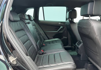 Подержанный автомобиль Volkswagen Tiguan 2021 года (11 фото)
