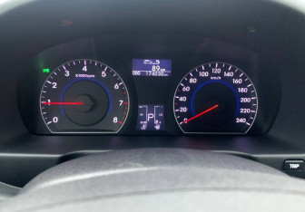 Подержанный автомобиль Hyundai i30 Hatchback 2011 года (15 фото)