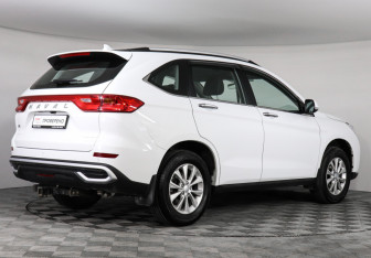 Подержанный автомобиль Haval M6 2024 года (5 фото)