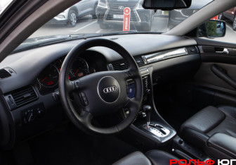 Подержанный автомобиль Audi A6 allroad 2000 года (10 фото)