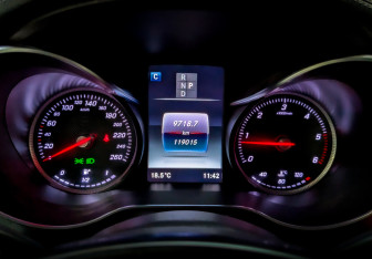 Подержанный автомобиль Mercedes-Benz GLC Coupe 2019 года (13 фото)