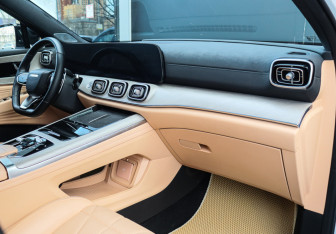 Подержанный автомобиль Jaecoo J8 2024 года (7 фото)