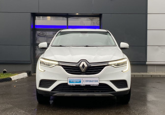 Подержанный автомобиль Renault Arkana 2021 года (2 фото)