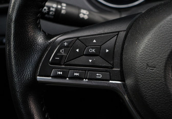 Подержанный автомобиль Nissan X-Trail 2021 года (20 фото)