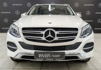 Подержанный автомобиль Mercedes-Benz GLE 2018 года (2 фото)